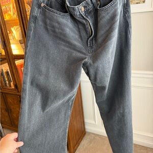 GAP Relaxed Fit Jeans in Gray